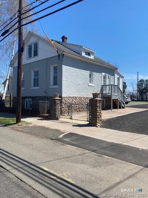 Foto del edificio - 92 Terrace Ave