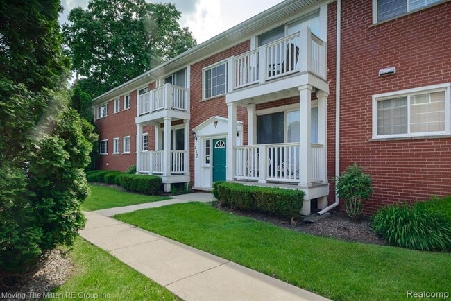 Foto del edificio - 487 N Eton St