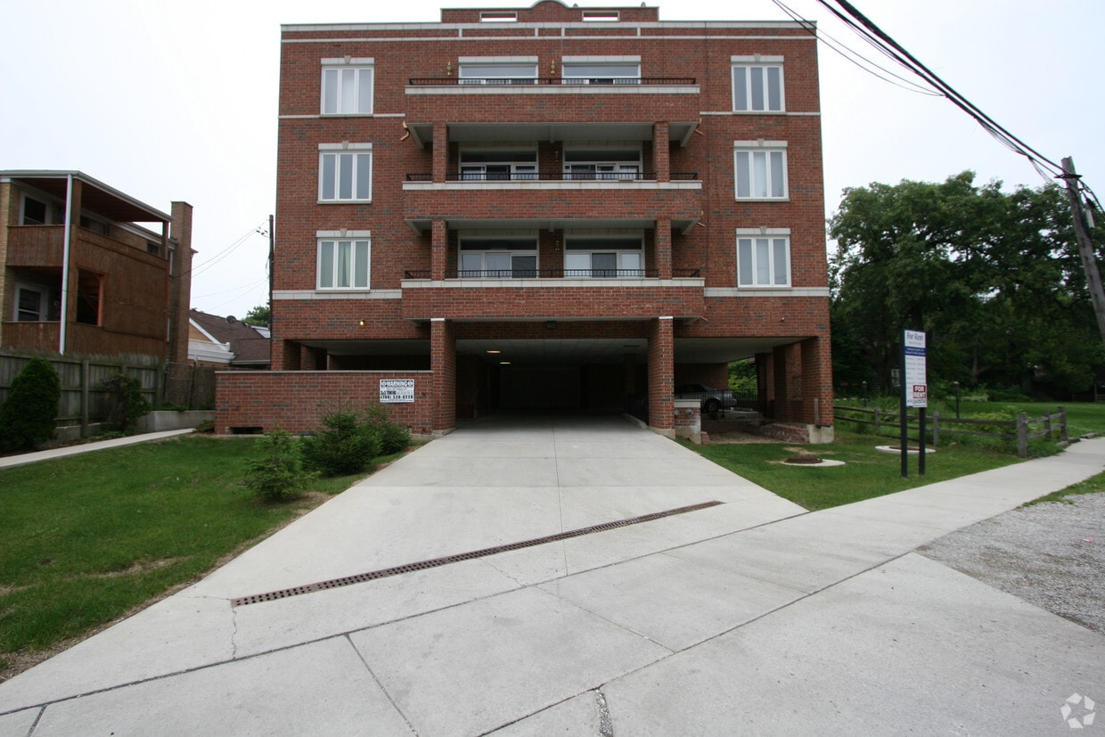 Building Photo - Riverwest Apartments
