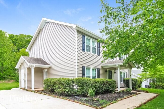 Foto del edificio - 521 Covington Ridge Rd