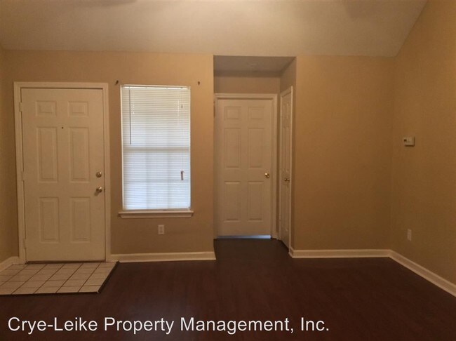 Building Photo - 6850 Century Oaks Dr