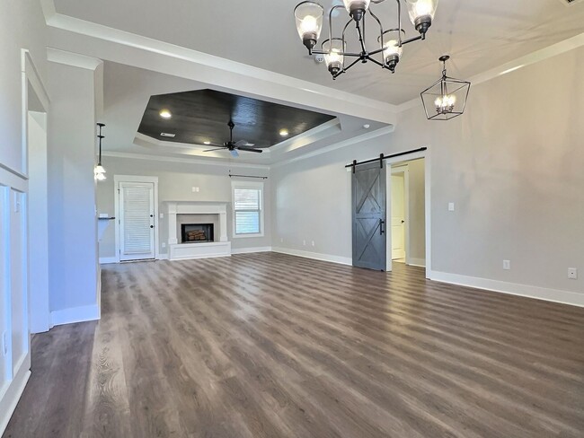 Building Photo - For Rent - Highly Desirable Summerfield, D...
