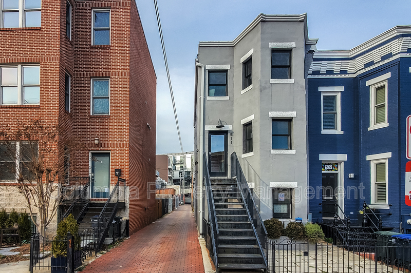 Primary Photo - 811 T St NW