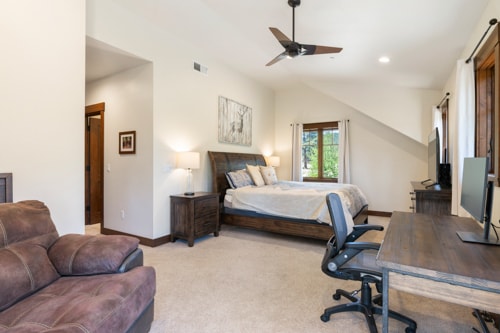Building Photo - 10175 Annies Loop