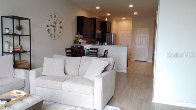 Building Photo - 9118 Hillcroft Dr