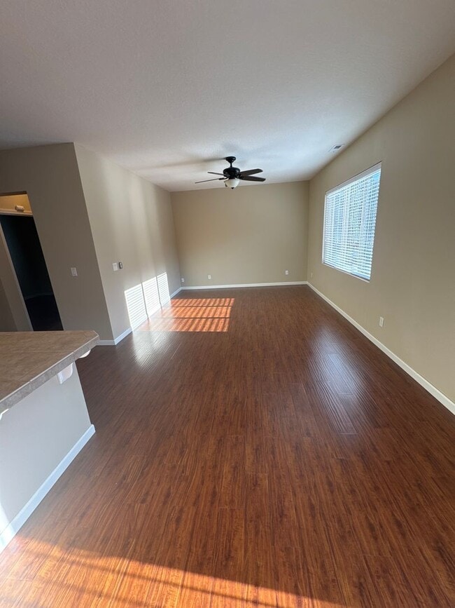 Foto del edificio - ? Beautiful 4-Bed, 3-Bath North Albany Hom...