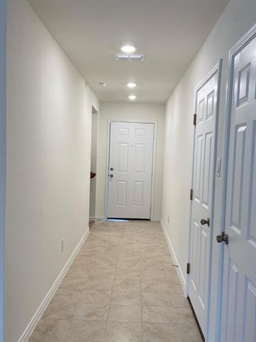 Building Photo - 968 Burnett Dr