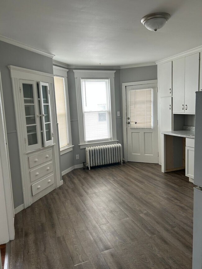 Foto del edificio - 75-77 Turner Ave, Torrington
