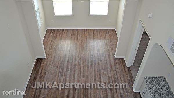 Building Photo - 2 br, 2 bath Apartment - 2358 Village Blvd