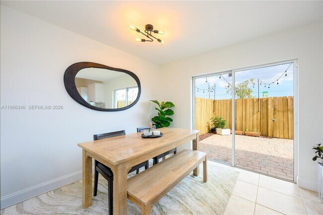 Foto del edificio - 17815 NW 74th Ct