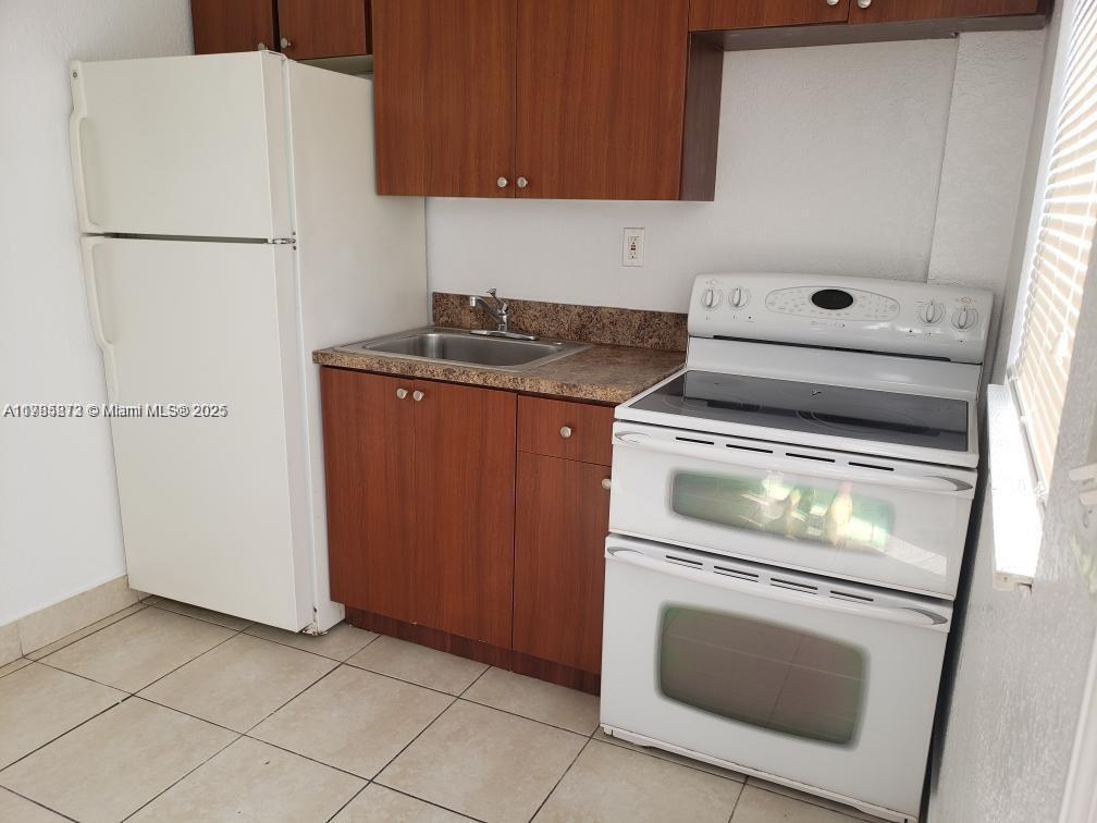 Foto del edificio - 2929 NW 88th St