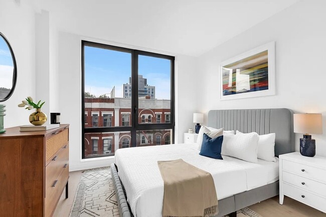 Foto del edificio - 127 W 112th St