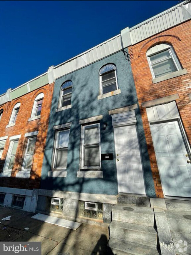 Building Photo - 515 E Cornwall St