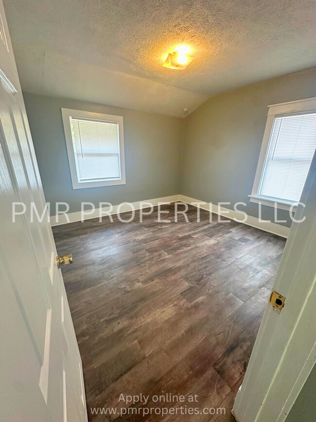 Foto del edificio - 3 Bedrooms / 1.5 Bathrooms
