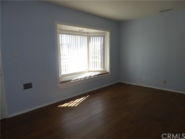 Building Photo - 5437 W 119th Pl