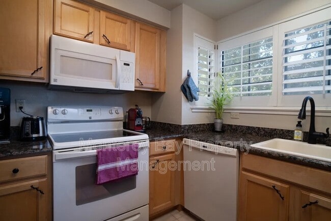 Foto del edificio - 612 Pheasant Ridge Rd
