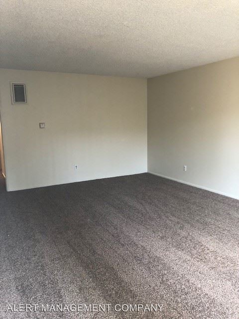 Building Photo - 1336 Azalea St