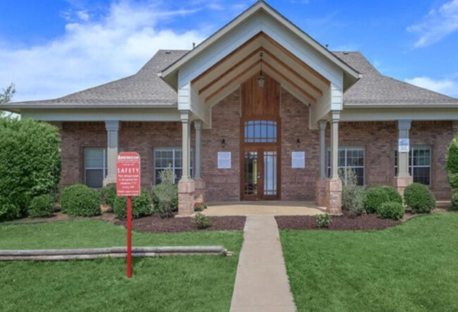 Building Photo - Cedar View Apartments