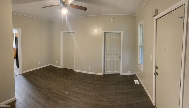 Building Photo - 4 br, 1 bath House - 1129 3rd St NW