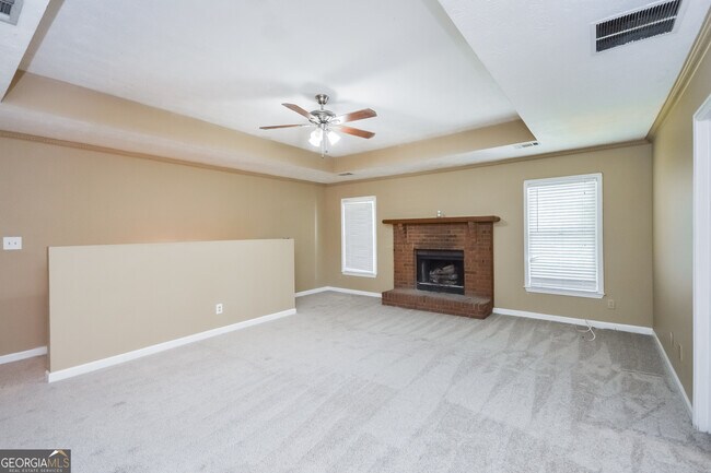 Building Photo - 2451 Sherrie Ln SW