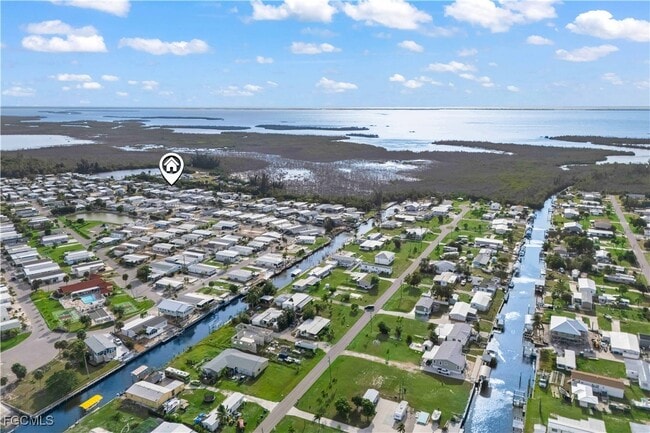 Foto del edificio - 7150 Cobiac Dr