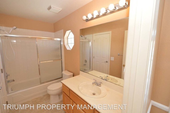 Building Photo - 4 br, 3 bath House - 270 Helmsdale Dr.