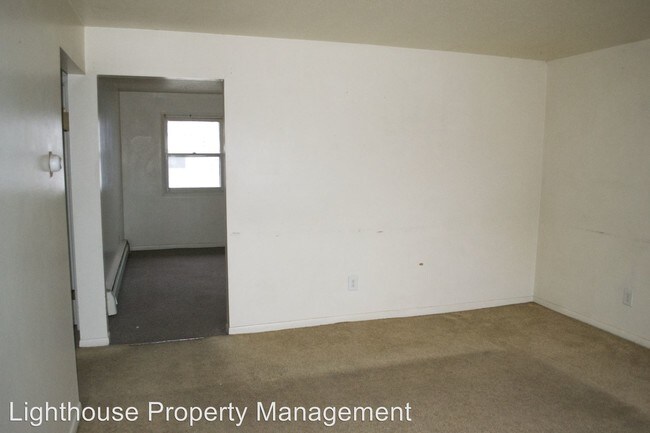 Building Photo - 42 50th St SW