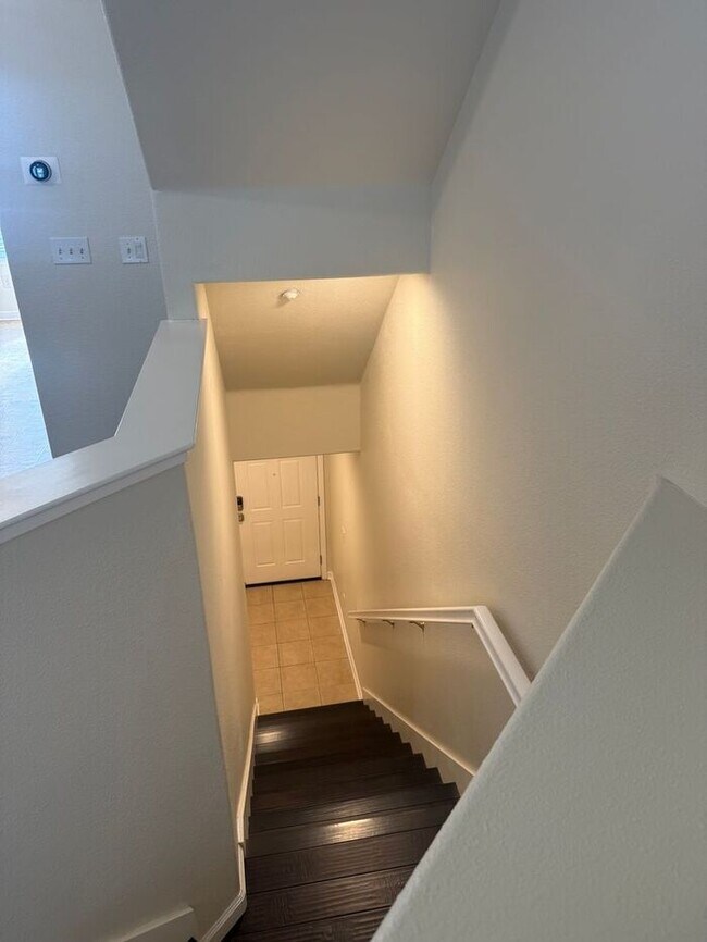 Foto del edificio - Stunning 2-bedroom, 2.5-bathroom condo