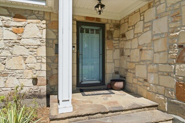Foto del edificio - 3784 Philwood Ave