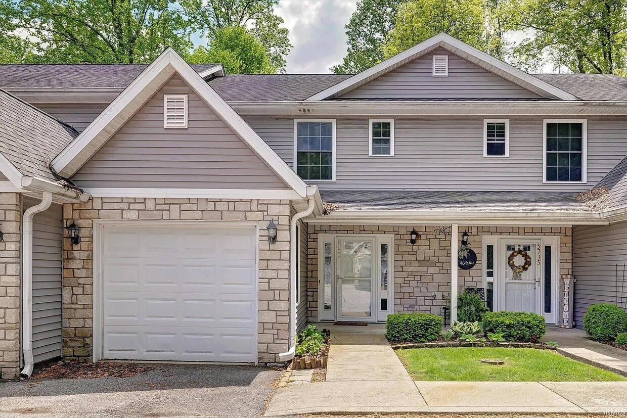 Primary Photo - 5733 W Vinca Ln