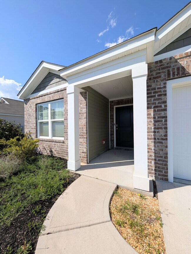 Foto del edificio - Whitehall Community 3-Bed & 2-Bath Long Term Rental , Longs SC