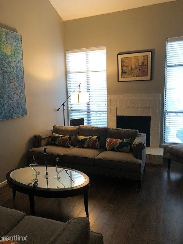 Building Photo - 2 br, 2 bath Townhome - 8039 Charter Oak Lane
