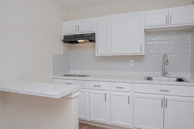 Photo - 101 S Allen-Genoa Rd Apartment