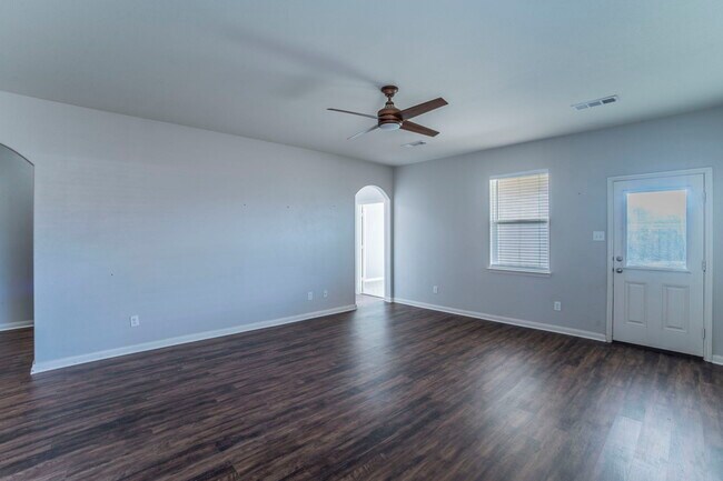 Foto del edificio - 6220 Obsidian Creek Dr