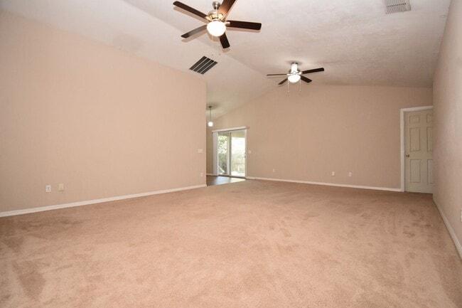 Building Photo - 8318 SW 64th Pl