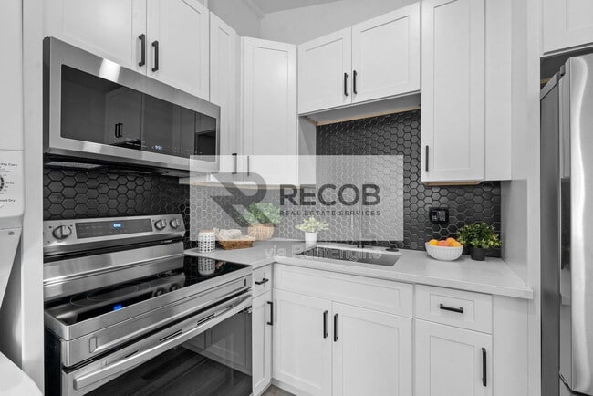 Foto del edificio - 1638 Elm Ave