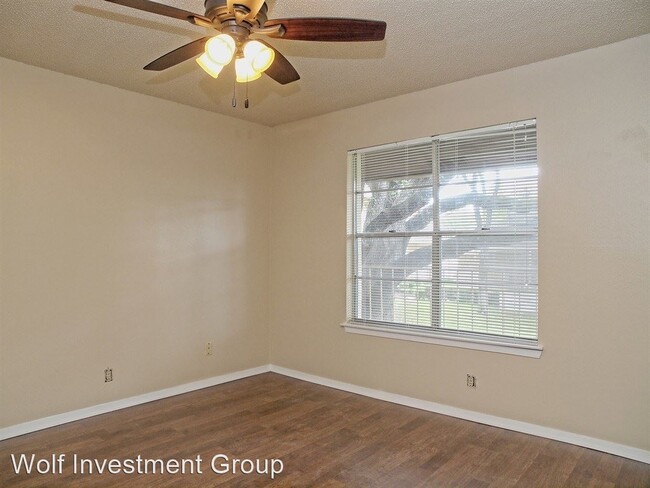 Building Photo - 509 Cedar Dr