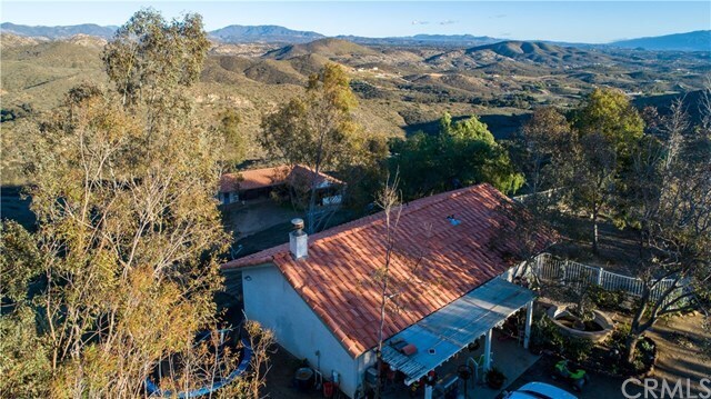 Foto del edificio - 33800 Black Mountain Rd