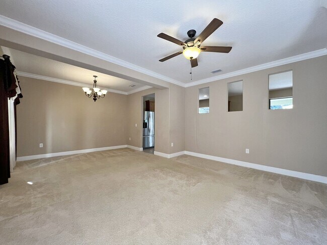 Foto del edificio - 2532 Glenridge Cir