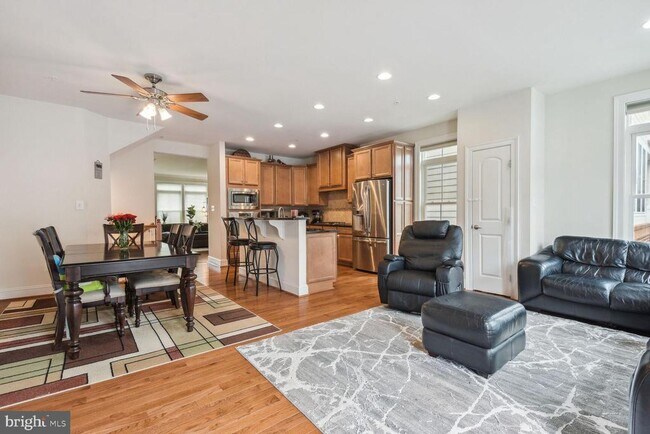 Foto del edificio - 124 Liriope Place