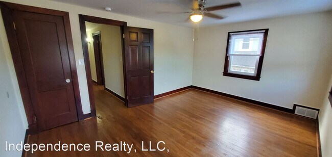 Building Photo - 3 br, 1.5 bath House - 1123 North Royal Av...