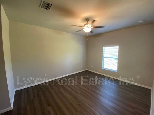 Building Photo - 5625 Abelman Rd