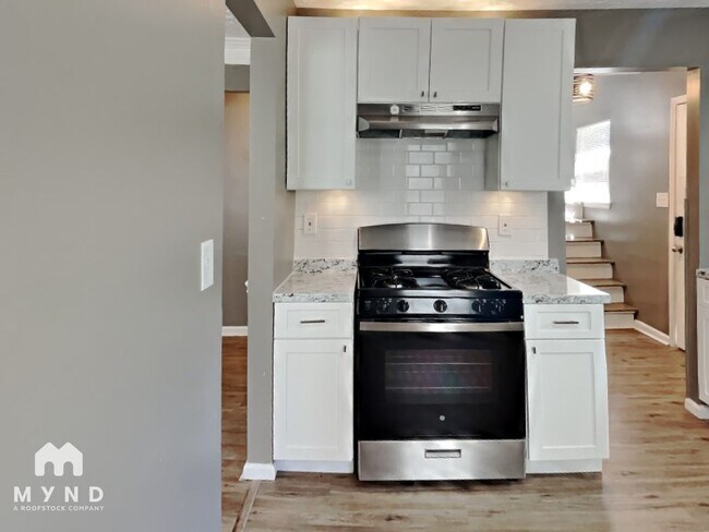 Foto del edificio - 107 Bridge View Dr