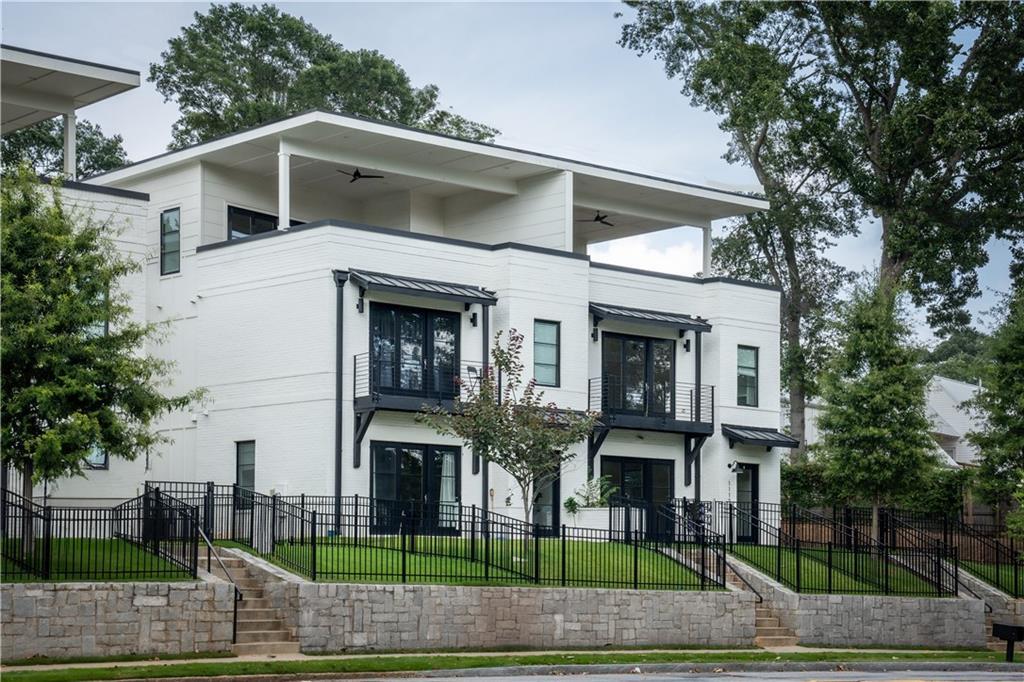 Foto principal - 1118 Arkwright Pl SE