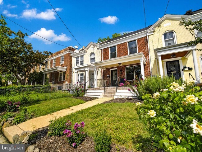 Foto del edificio - 4107 4th St NW