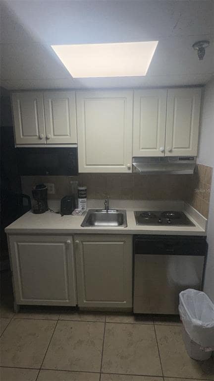 Building Photo - 6165 Carrier Dr