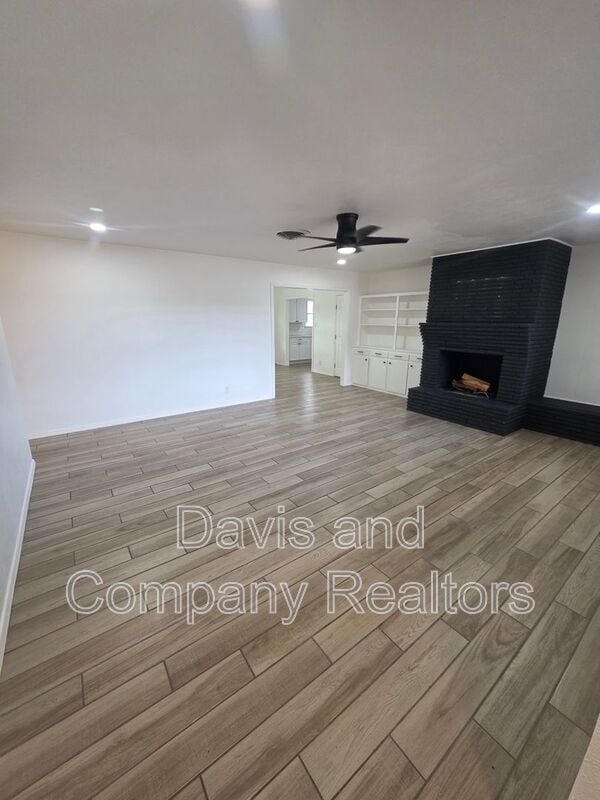 Building Photo - 4307 Harvard Ave