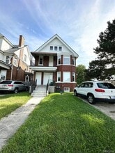 Building Photo - 846 E Grand Blvd