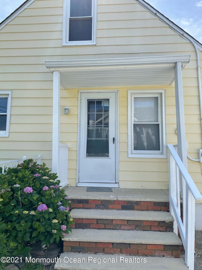 Foto del edificio - 1000 14th Ave