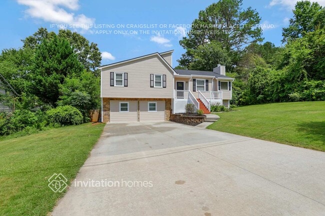 Foto del edificio - 4030 Leicester Dr NE